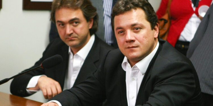 Governo Lula negocia acordo para perdoar multa de R$ 1 bilhão dos Batistas.