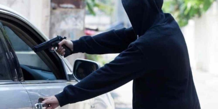 Estudante de medicina é vítima de sequestro relâmpago em Boa Viagem, Recife.