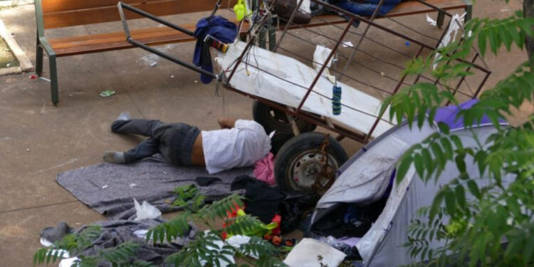 Edital de licitação em Pernambuco inclui 'detecção de vadiagem' por câmeras de segurança pública.