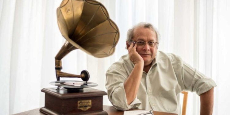 Morre aos 72 anos Clodomir Souza Ferreira, compositor de 'Revelação' e professor da UnB.