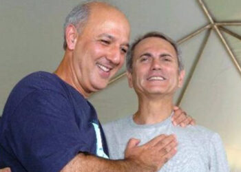 O governador José Roberto Arruda (à esquerda) e o vice-governador Paulo Octávio (à direita).