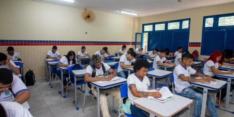 O ensino estadual de Pernambuco teve no 4.5, segundo melhor índice do Brasil