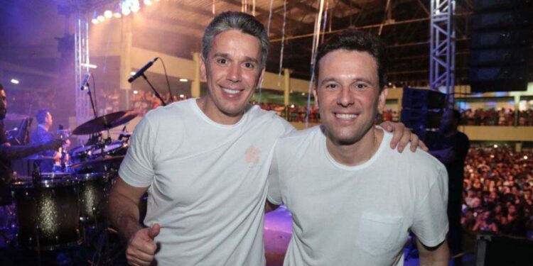 Felipe Carreras e Augusto Acioli, donos da empresa Festa Cheia