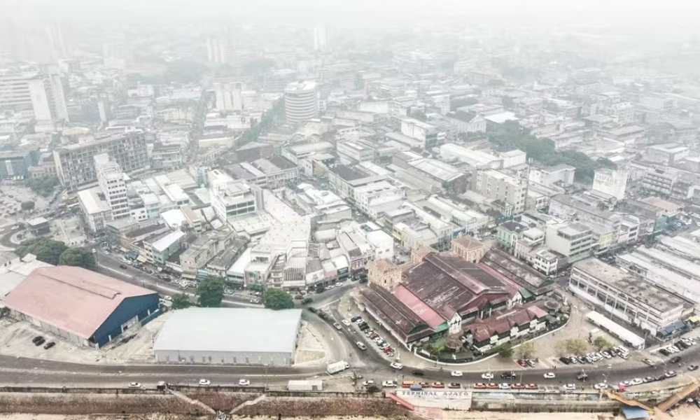 Fumaça encobre Manaus em meio ao aumento das queimadas na região