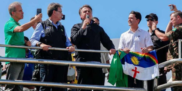 Alberto Feitosa, Gilson Machado, Jair Bolsonaro e Anderson Ferreira, no Recife