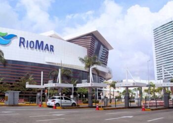 Proibição de motocicletas gera polêmica no estacionamento do Shopping RioMar Recife.