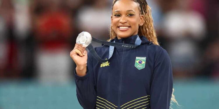 Rebeca Andrade conquistou prata nos jogos Olímpicos de Paris.