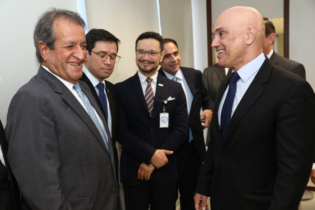 Moraes dá 5 dias para PF ouvir Valdemar por reportagem da “Veja”