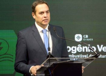 A expectativa é de que a região Nordeste receba mais de 100 bilhões de dólares em investimentos até 2050. Na foto, o presidente do BNB, Paulo Câmara.