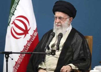 Após morte de líder do Hezbollah, Irã promete vingança contra Israel.