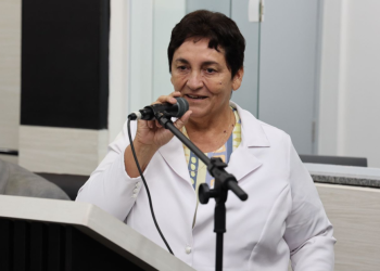 Véia De Aprígio tem 58 anos de idade.