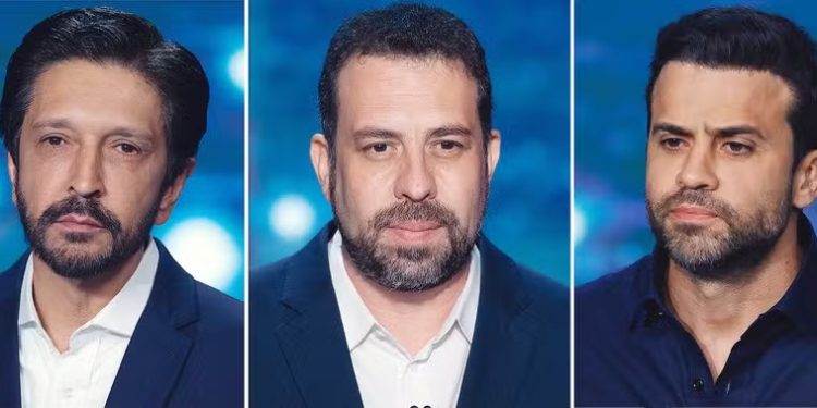 A pesquisa, encomendada pela "Folha de S.Paulo" foi realizada entre 24 e 26 de setembro