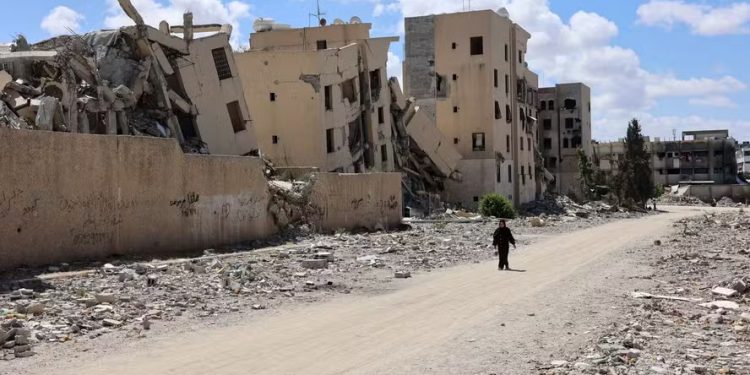 O bombardeio atingiu a escola Umm al-Fahm, em Beit Lahia