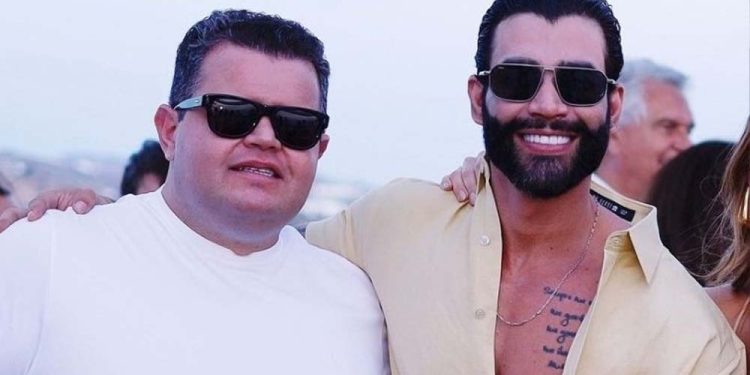 Empesa de André Rocha Neto tem cantor como garoto-propaganda