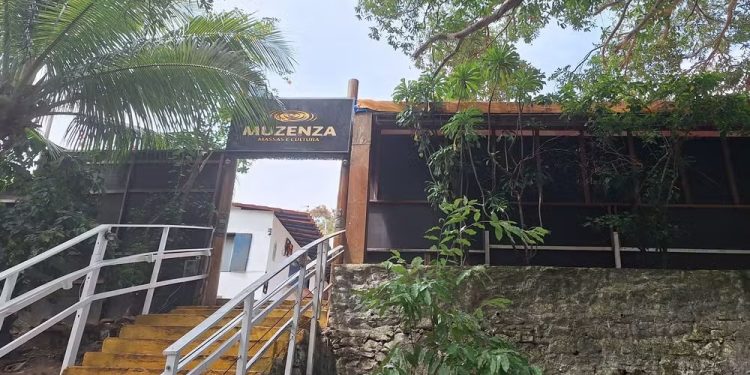 A pizzaria e casa de shows ocupa os imóveis há sete ano.