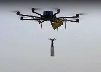 Militar da Marinha é suspeito de operar drones para o crime organizado.