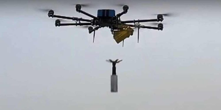 Militar da Marinha é suspeito de operar drones para o crime organizado.