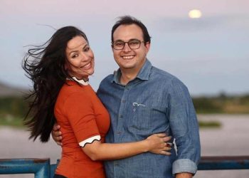 A prefeita de Serra Talhada Márcia Conrado (PT) e seu esposo Breno Araújo.