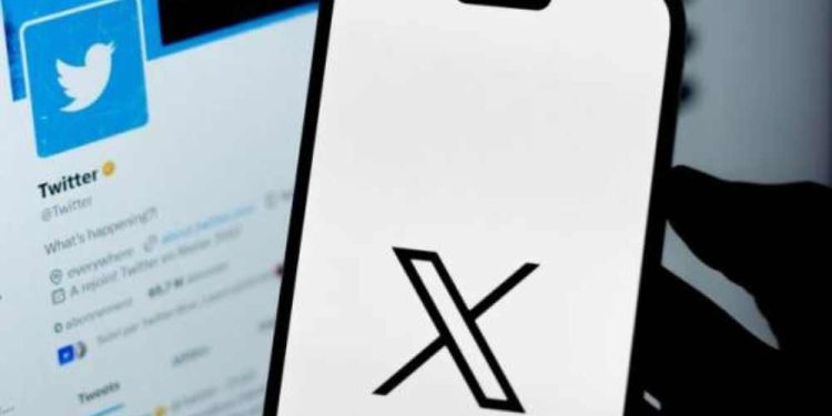 X está suspenso por descumprir lei que prevê representante legal no país.