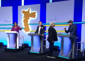 Candidatos à prefeitura de São Paulo terão cadeiras fixadas e punições em caso de agressões.