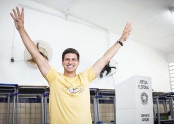Prefeito do Recife, João Campos (PSB) é reeleito