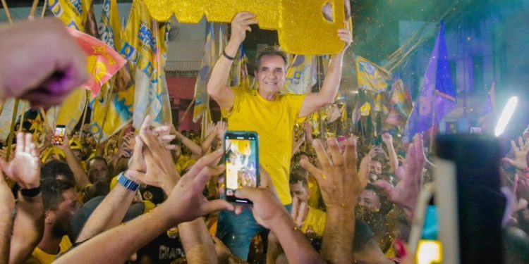 Carlos Santana comandará o terceiro maior PIB de Pernambuco