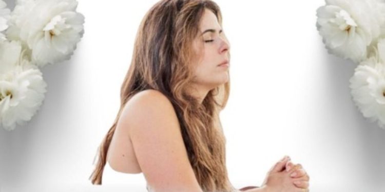 uliana é perfume na eternidade. Juliana é! Do verbo que nunca deixa de ser