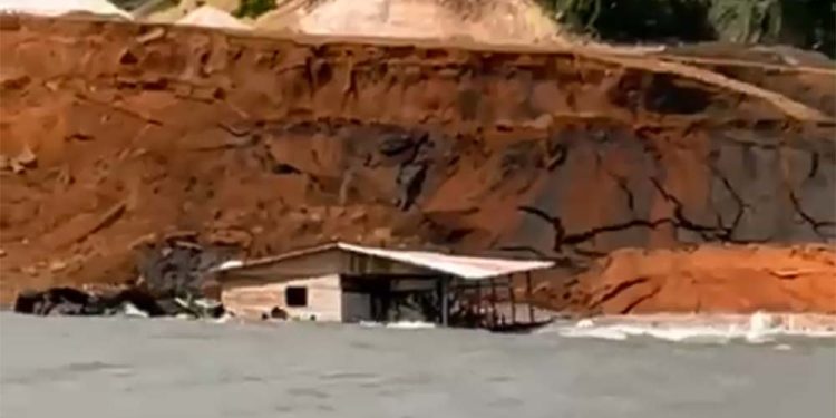 Governo envia equipe do Corpo de Bombeiros para reforçar buscas