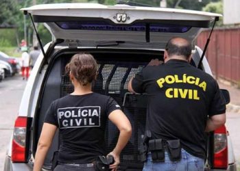 Polícia desmantela esquema criminoso e prende traficantes.