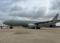 A aeronave KC-30 responsável pelas operações de repatriação