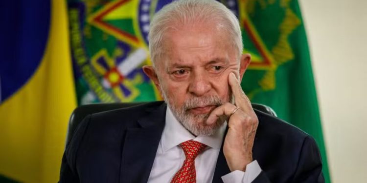 No sábado, Lula participa de uma caminhada com  Guilherme Boulos e terá que abdicar da campanha de outras regiões