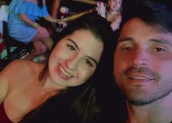 Giovanny Carvalho e a namorada Sabrina Kaonny