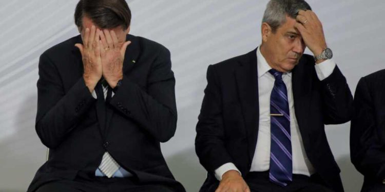 Chefes militares e ex-ministros sob investigação por intentona golpista