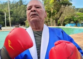 Destaque entre os pesos-pesados, ele tem um título mundial e enfrentou na carreira Evander Holyfield e George Foreman