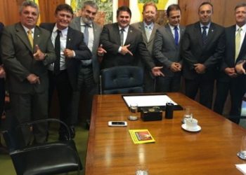 Com 250 deputados, bancada da bala vai conversar com Arthur Lira na próxima semana para tentar barrar avanço da PEC da Segurança