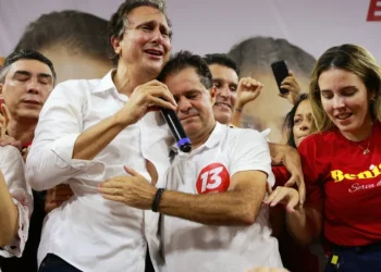 Ministro se afastou da pasta durante eleições municipais para apoiar a candidatura de Evandro Leitão (PT) à prefeitura de Fortaleza