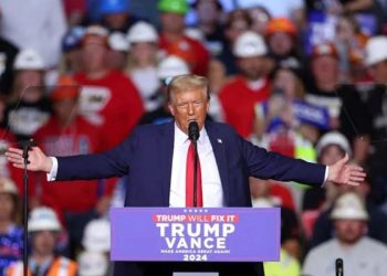 Trump discursa como vencedor e fala em 'era de ouro'; apuração indica seu retorno