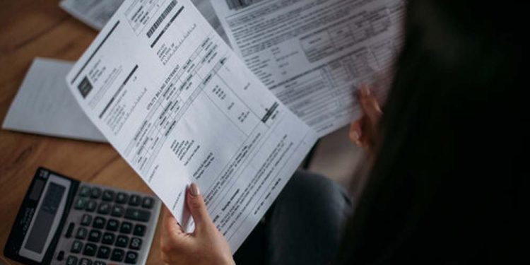 Funcionários se queixam de ter recebido valores a menos