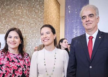 Priscila Krause, Raquel Lyra e Marcos Carvalho (da esq. para dir.)