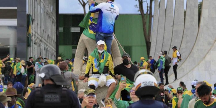 Planejamento do golpe incluía abordagem e captura de Lula e Moraes, revelam documentos