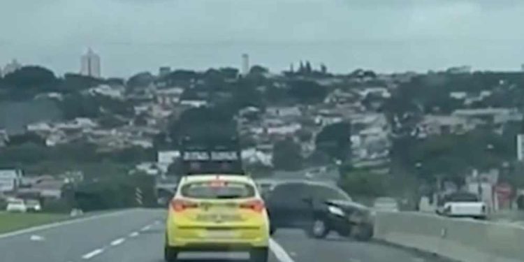 Motorista com habilitação vencida é responsável por atropelamento