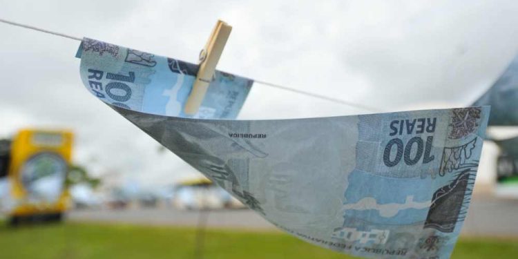 Governo anuncia medidas fiscais sem abordar gastos previdenciários