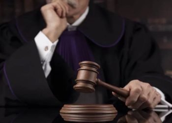 CNJ expõe rede de corrupção com afastamento de juiz que negociava cargos para familiares