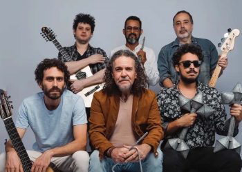 Banda de Pau e Corda apresenta show "Entre a Flor e a Cruz"