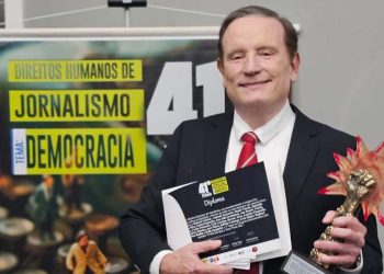 Roberto Cabrini é especializado em jornalismo investigativo e grandes coberturas internacionais.