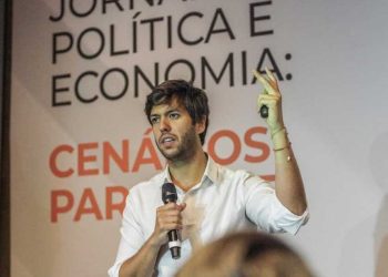 Em painel sobre os Quatro Poderes, Coppolla critica remoção indiscriminada de conteúdo online