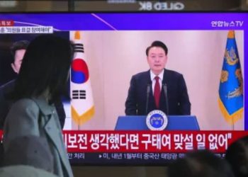 Parlamento da Coreia do Sul aprova impeachment de Yoon Suk Yeol após tentativa de autogolpe