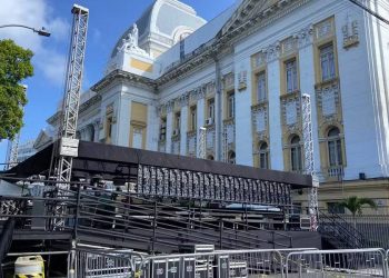 Técnico de 23 anos morre após choque elétrico durante montagem de cantata natalina no Recife