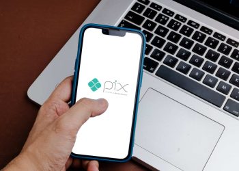 Governo anuncia medida provisória para proibir tributação e taxas no PIX
