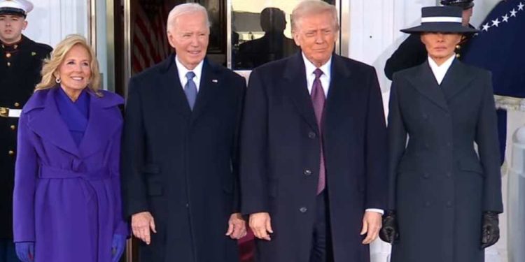 Joe Biden recebe Donald Trump na Casa Branca em transição histórica de Governo